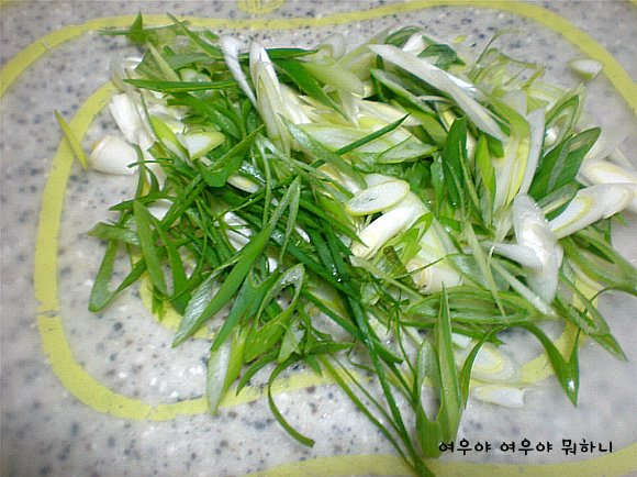 겉절이로 나물로 찌개로-겨울보약 봄동으로 차린 저녁상^^