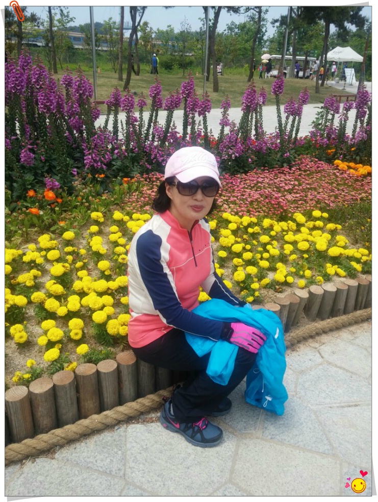 동료들과 함께 충남 서천 생태공원으로...