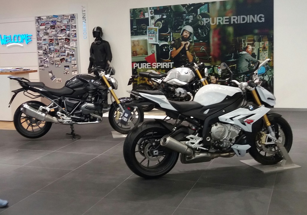 Bmw 드라이빙 센터, 조이페스티벌 bmw100주년 행사 다녀왔습니다김범수,타이거jk,윤미래,bmk가수 공연,