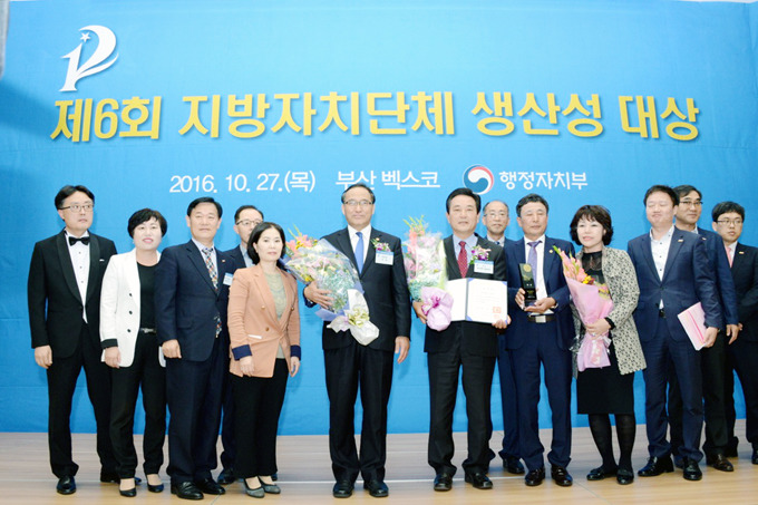 240CAB41581BE3812C0FA1