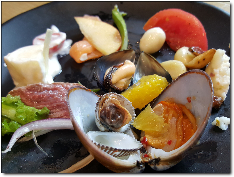 [부산맛집] 영화의 전당에서 70첩 반상을 만나다!! <식당120>