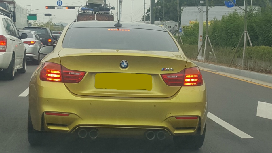 bmw m4