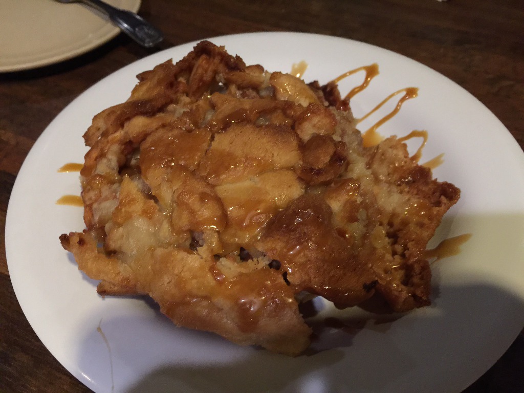 매년 이맘때면 가족이 함께 모여 Bob chinn's서 즐거운 Dinner를 한다.(Bob Chinn's Crab House/Wheeling) 