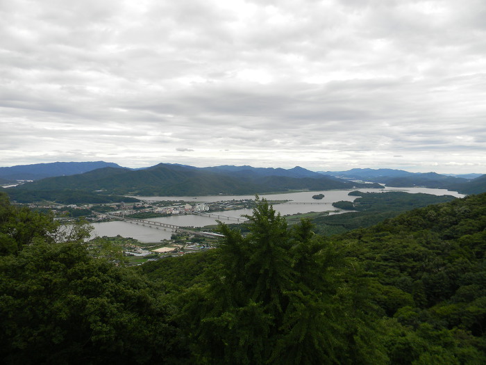 운길산 수종사에서 즐기는 일품 조망 (산령각, 산령각에서 바라본 천하)