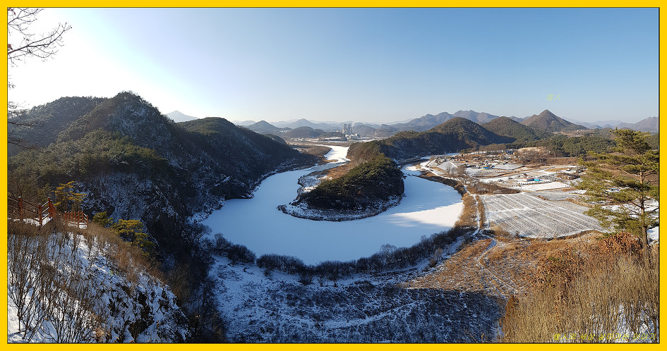 눈 내린 한반도 지형