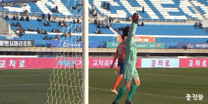 선수도 울고 팬들도 울고 해설도 울고 아나운서도 운 인천 경기 요약.GIF | 인스티즈