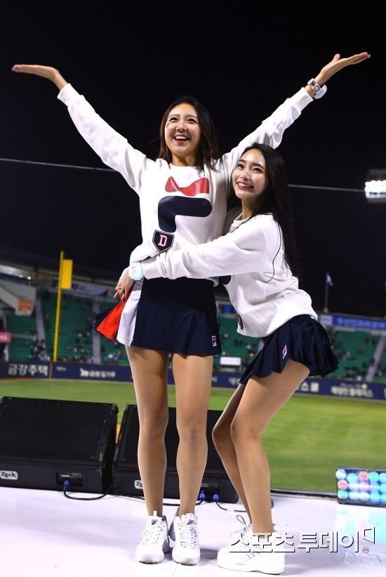 두산 치어리더박소진, 이나경