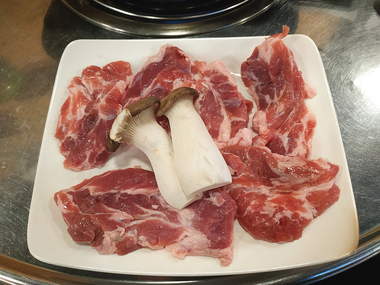 [독산동 정훈단지 맛집 제주돈짜투리]제주 생고기가 단돈 8천원